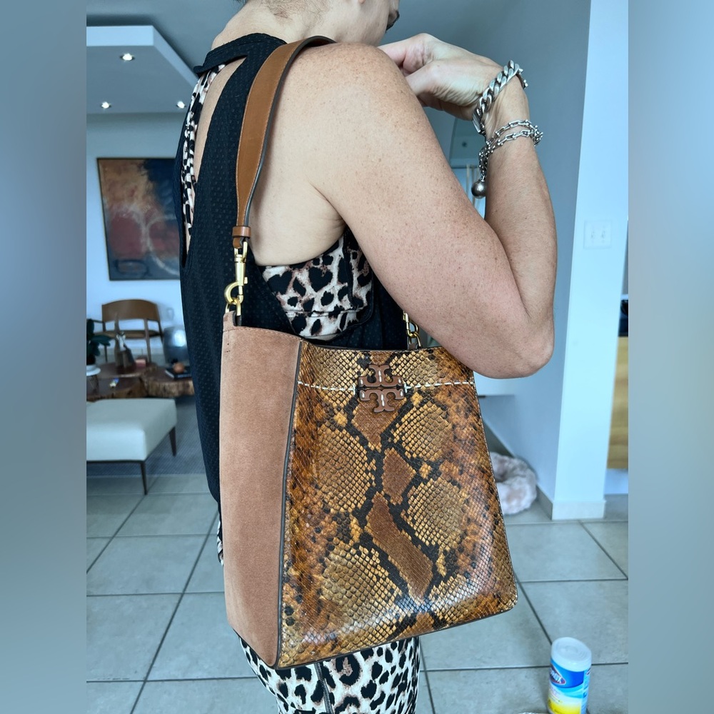 Tory Burch bag.   Brown.  Used like new.